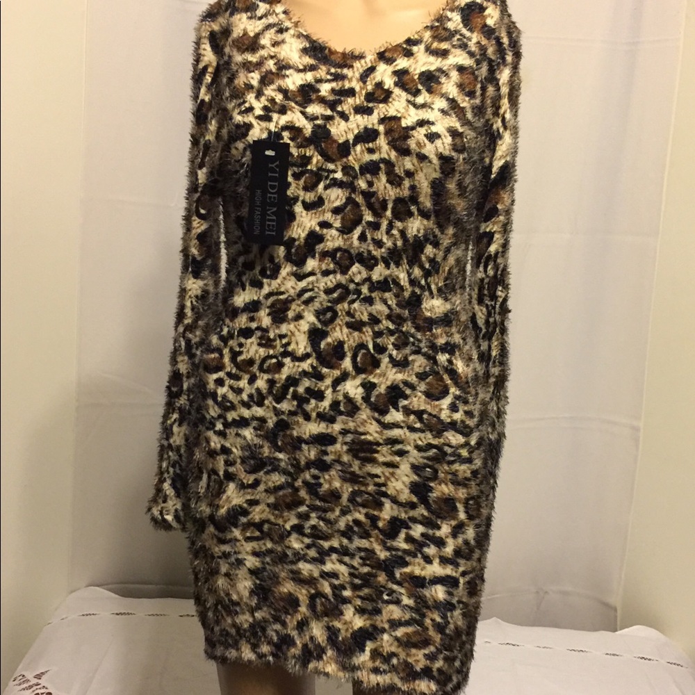 NWT LEOPARD PRINT LONG SLEEVE MINI DRESS ONE SIZE